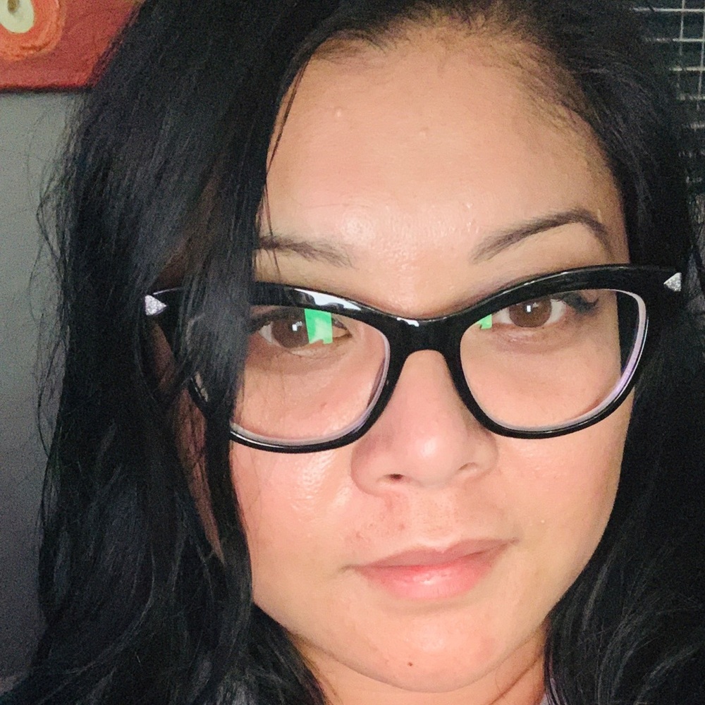 Meet your Posher, Joy